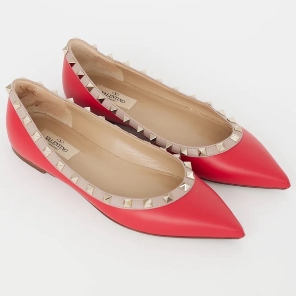 Valentino Rockstud Studded Two Toned Red Beige Leather Pointed Toe Ballet Flats - Picture 1 of 4